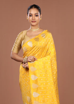 Yellow Georgette Saree With Blouse Piece