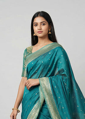 Green Kora Silk Saree With Blouse Piece