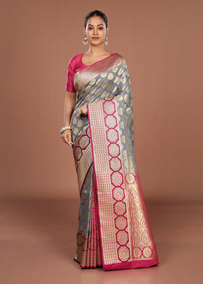 Grey Uppada Silk Saree With Blouse Piece