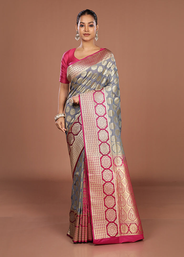 Grey Uppada Silk Saree With Blouse Piece