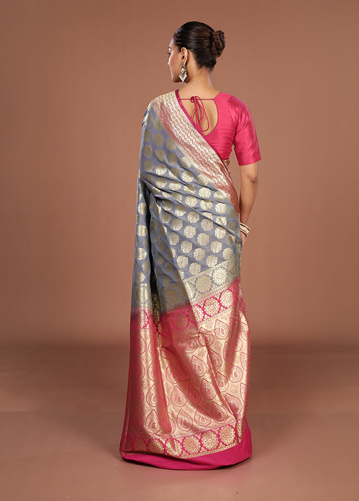 Grey Uppada Silk Saree With Blouse Piece