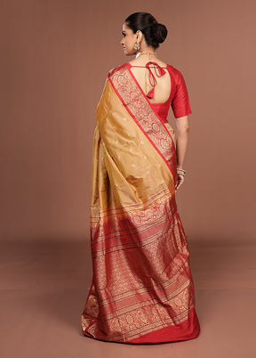 Cream Kanjivaram Silk Saree With Blouse Piece