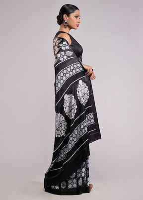 Black Printed Silk Saree With Blouse Piece