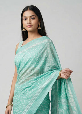 Green Cotton Saree With Blouse Piece
