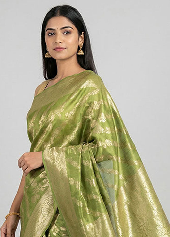 Green Dupion Silk Saree With Blouse Piece