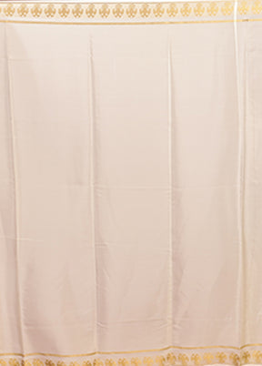 White Handloom Kanchipuram Pure Silk Saree With Blouse Piece