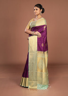 Green Kanjivaram Silk Saree With Blouse Piece