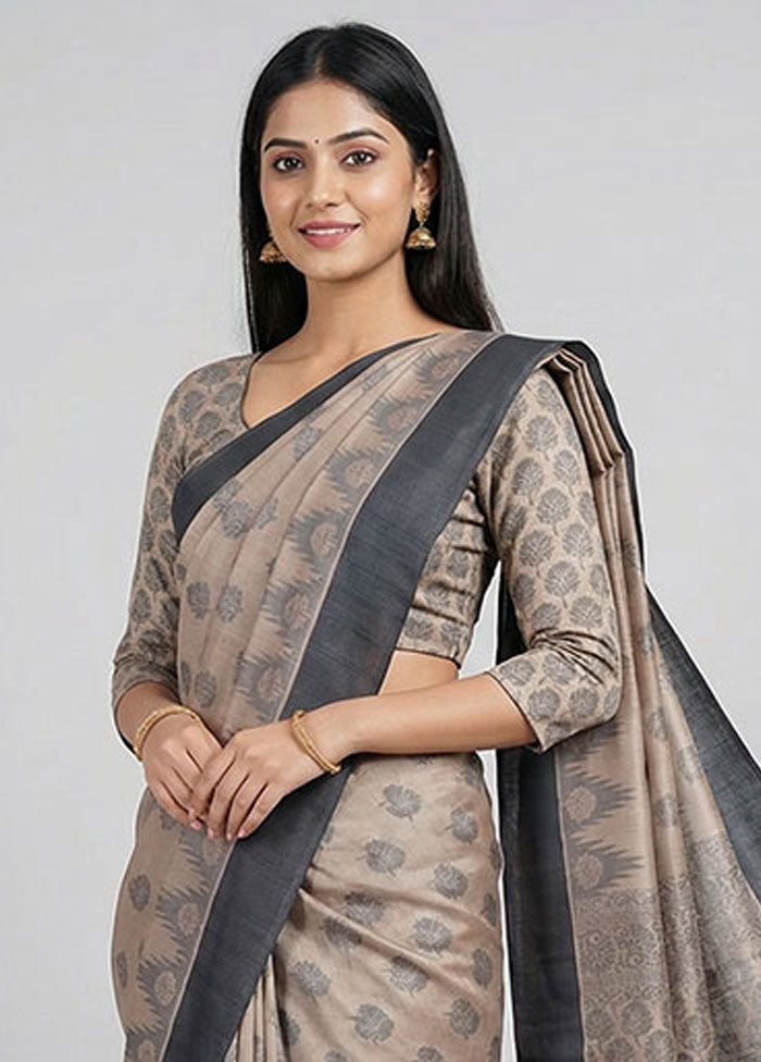 Cream Cotton Saree With Blouse Piece