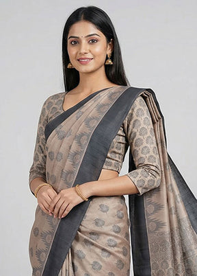 Cream Cotton Saree With Blouse Piece
