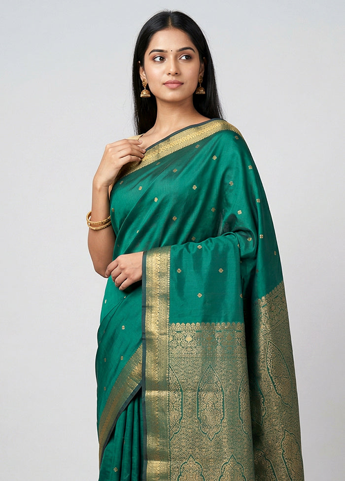 Green Kanjivaram Silk Saree With Blouse Piece
