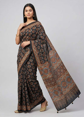 Black Printed Silk Saree Without Blouse Piece