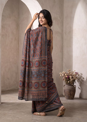Maroon Printed Silk Saree Without Blouse Piece