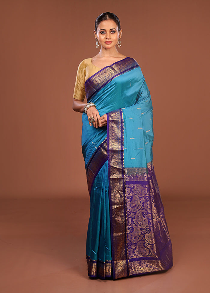 Blue Handloom Kanjivaram Pure Silk Saree With Blouse Piece