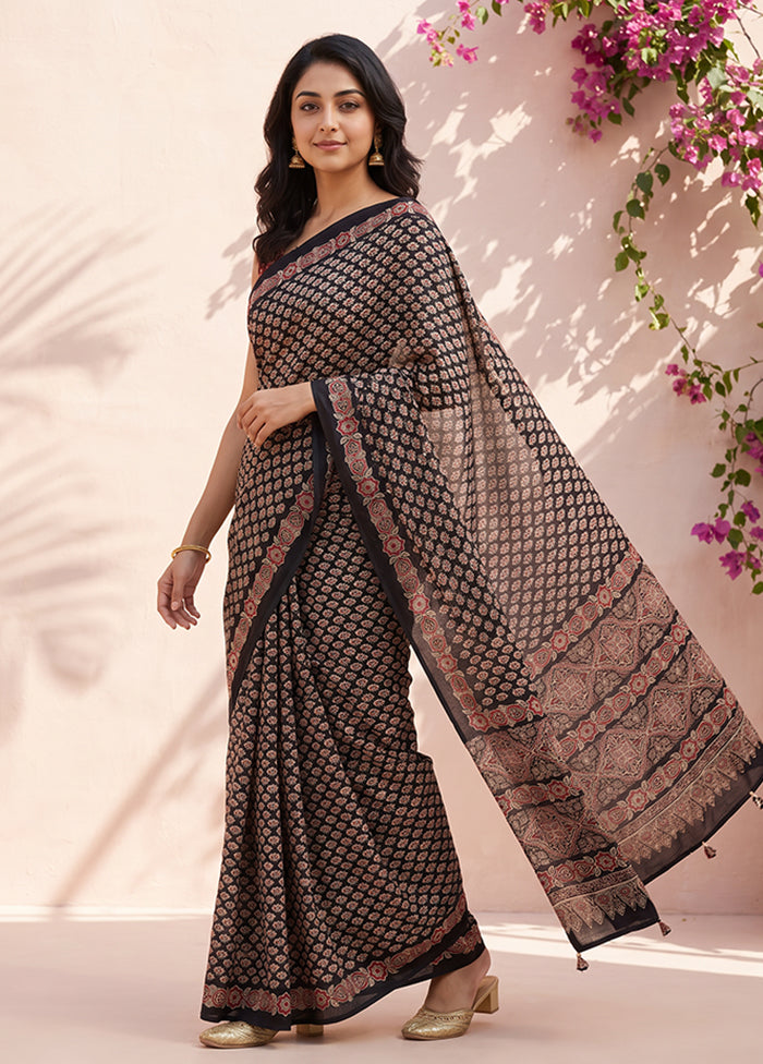 Blue Printed Silk Saree Without Blouse Piece