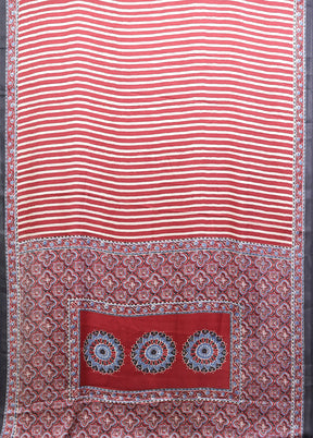 Red Printed Silk Saree Without Blouse Piece