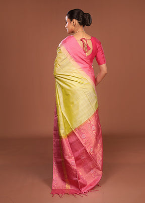 Green Handloom Kanchipuram Pure Silk Saree With Blouse Piece