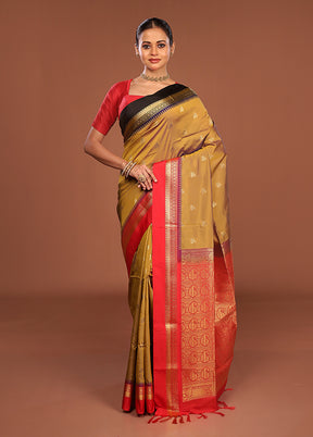 Green Kanjivaram Silk Saree With Blouse Piece