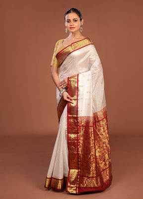 White Handloom Kanjivaram Pure Silk Saree With Blouse Piece