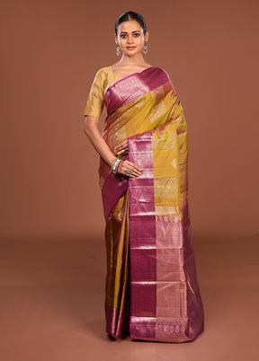 Green Handloom Kanchipuram Pure Silk Saree With Blouse Piece