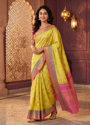 Green Handloom Kanjivaram Pure Silk Saree With Blouse Piece