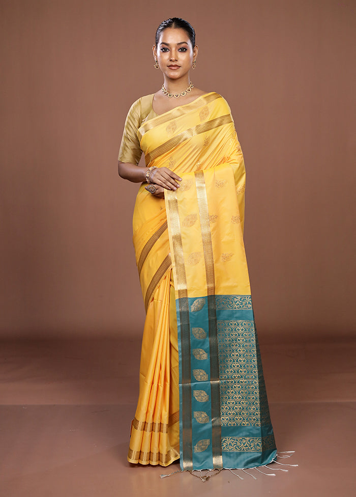 Purple Kanjivaram Silk Saree With Blouse Piece