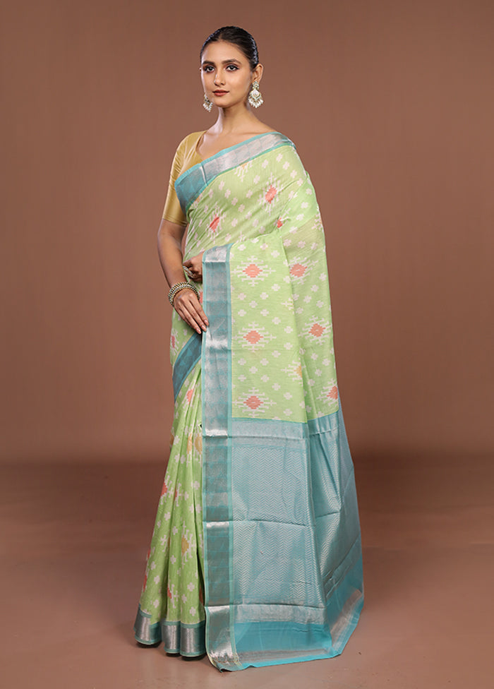 Cream Pure Cotton Saree With Blouse Piece