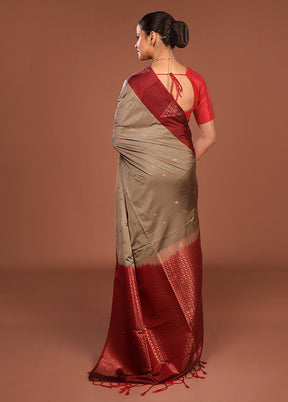 Grey Kanjivaram Silk Saree With Blouse Piece