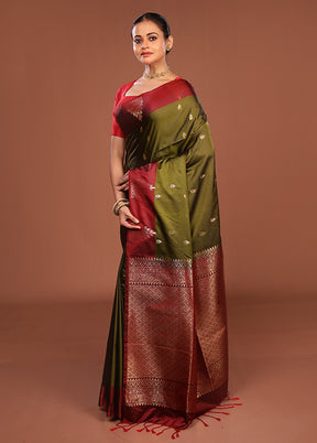 Green Kanjivaram Silk Saree With Blouse Piece