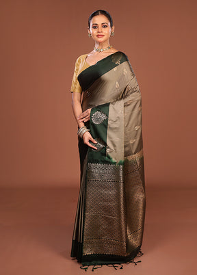 Grey Kanjivaram Silk Saree With Blouse Piece