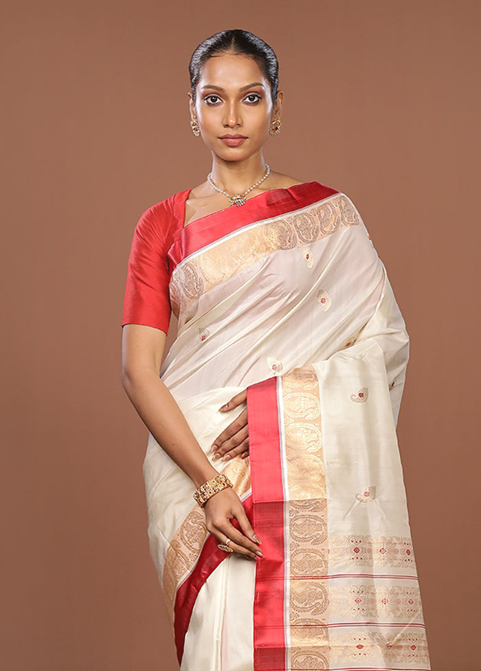 White Garad Pure Silk Saree Without Blouse Piece