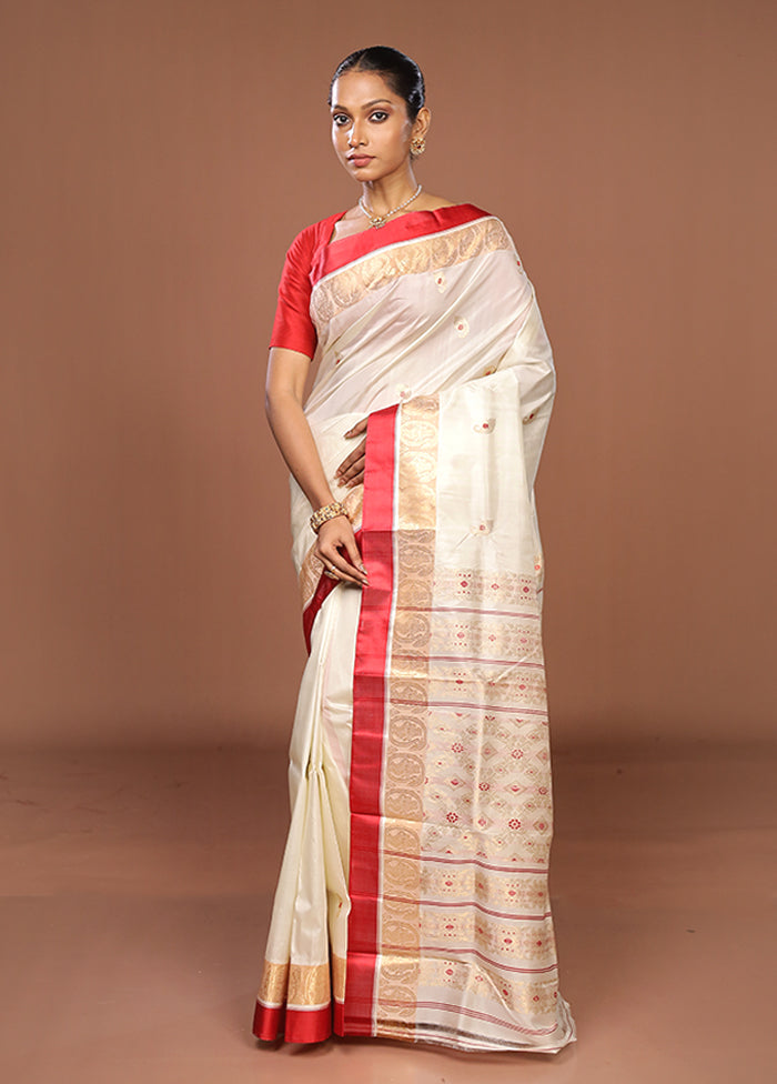 White Garad Pure Silk Saree Without Blouse Piece