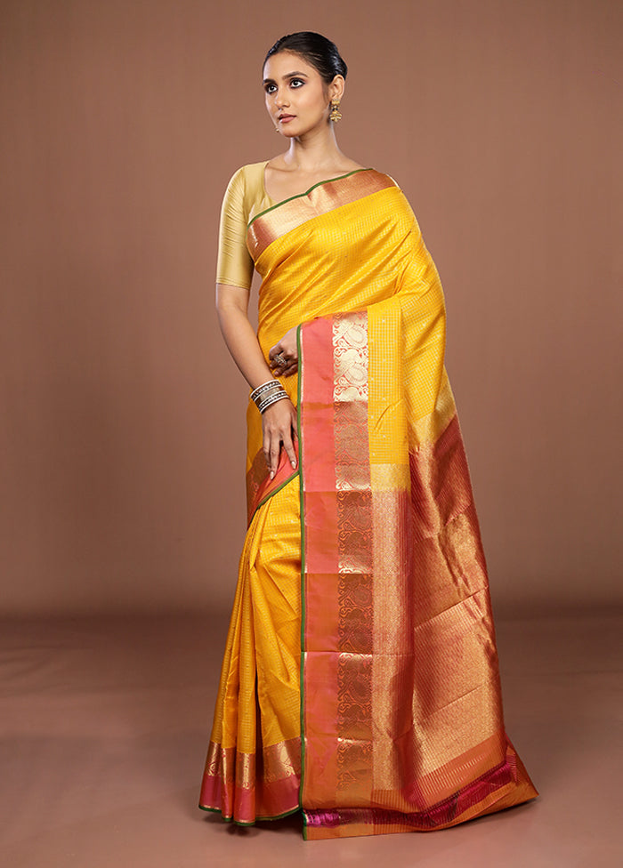 Yellow Handloom Kanjivaram Pure Silk Saree With Blouse Piece