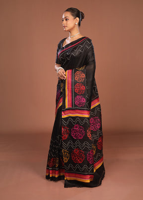 Black Printed Silk Saree Without Blouse Piece