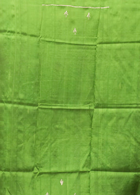 Multicolor Handloom Tussar Pure Silk Saree With Blouse Piece