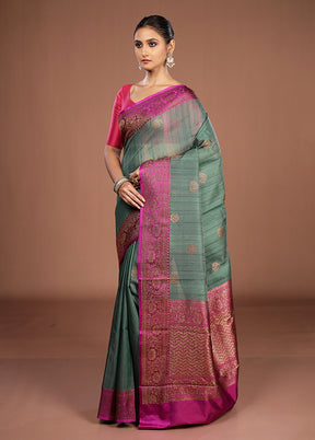 Green Handloom Tussar Pure Silk Saree With Blouse Piece
