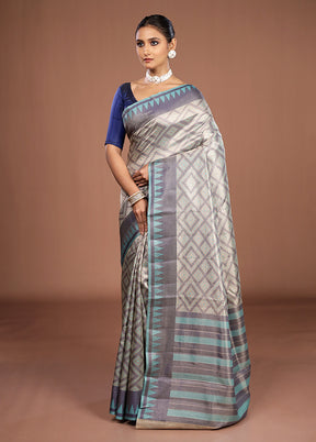 Cream Kora Silk Saree With Blouse Piece