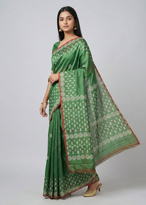 Green Printed Silk Saree Without Blouse Piece