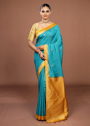 Green Dupion Silk Saree With Blouse Piece