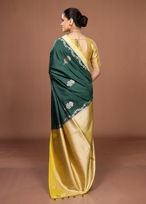 Green Dupion Silk Saree With Blouse Piece