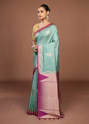 Green Dupion Silk Saree With Blouse Piece
