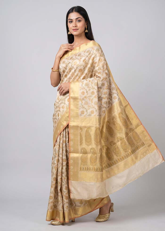 Cream Pure Cotton Saree With Blouse Piece