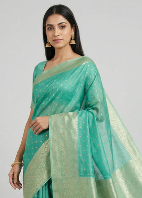 Green Kora Silk Saree With Blouse Piece