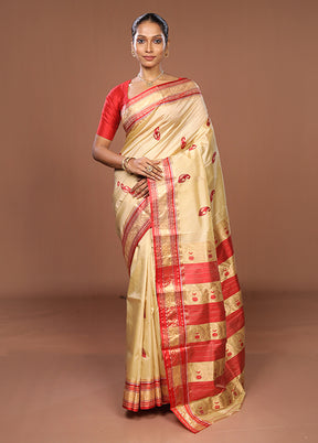 White Garad Pure Silk Saree Without Blouse Piece