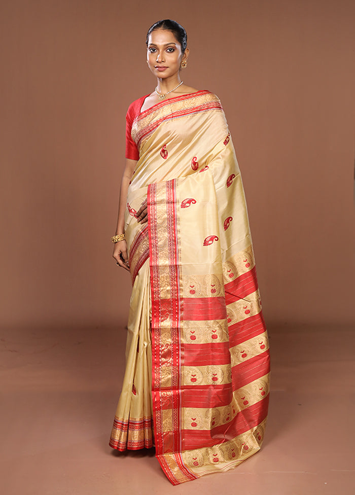 White Garad Pure Silk Saree Without Blouse Piece