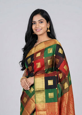Multicolor Kanjivaram Silk Saree With Blouse Piece