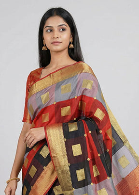 Multicolor Kanjivaram Silk Saree With Blouse Piece