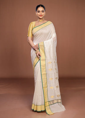 White Chanderi Silk Saree With Blouse Piece