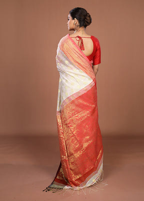 Cream Matka Silk Saree With Blouse Piece