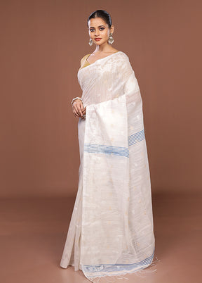 White Matka Silk Saree With Blouse Piece