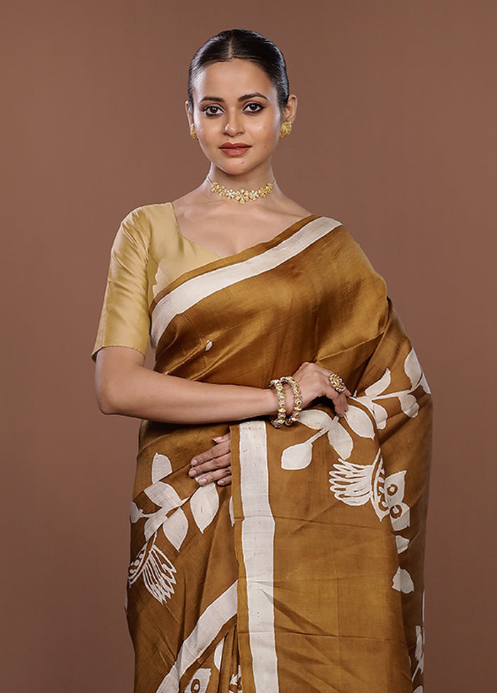 Cream Printed Silk Saree Without Blouse Piece